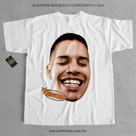 playera con la cara de nsqk